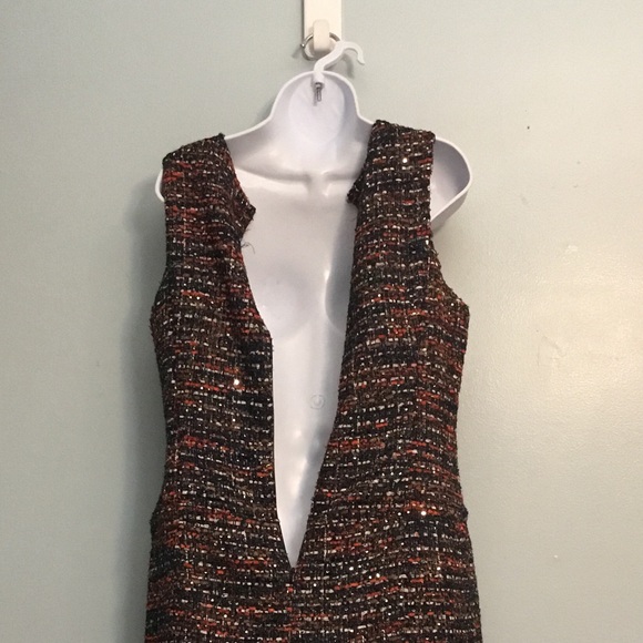 Elegant Tweed Sleeveless Dress - Picture 6 of 15